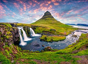 Залез над водопад Kirkjufellsfoss, Исландия